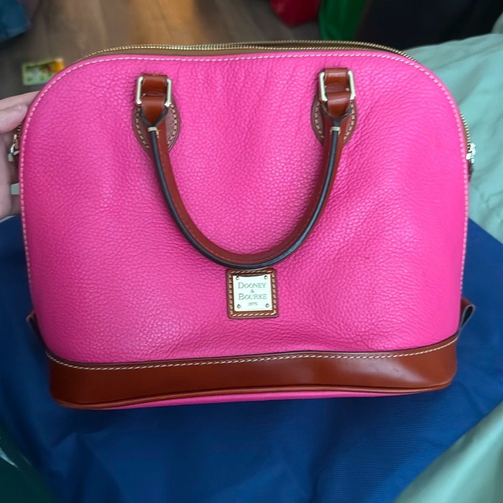 Dooney and Bourke Leather Pink Purse
